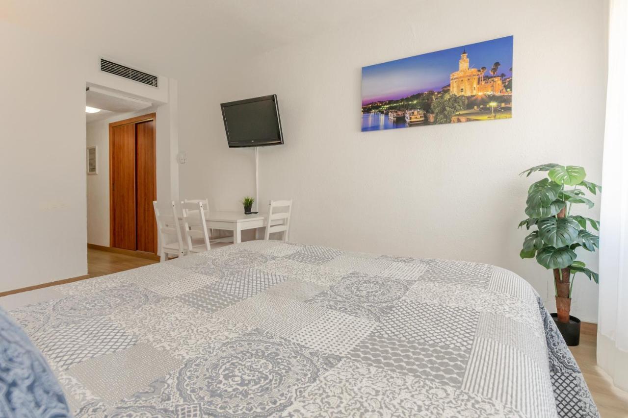 Apartament Hispalis Triana Σεβίλλη Εξωτερικό φωτογραφία
