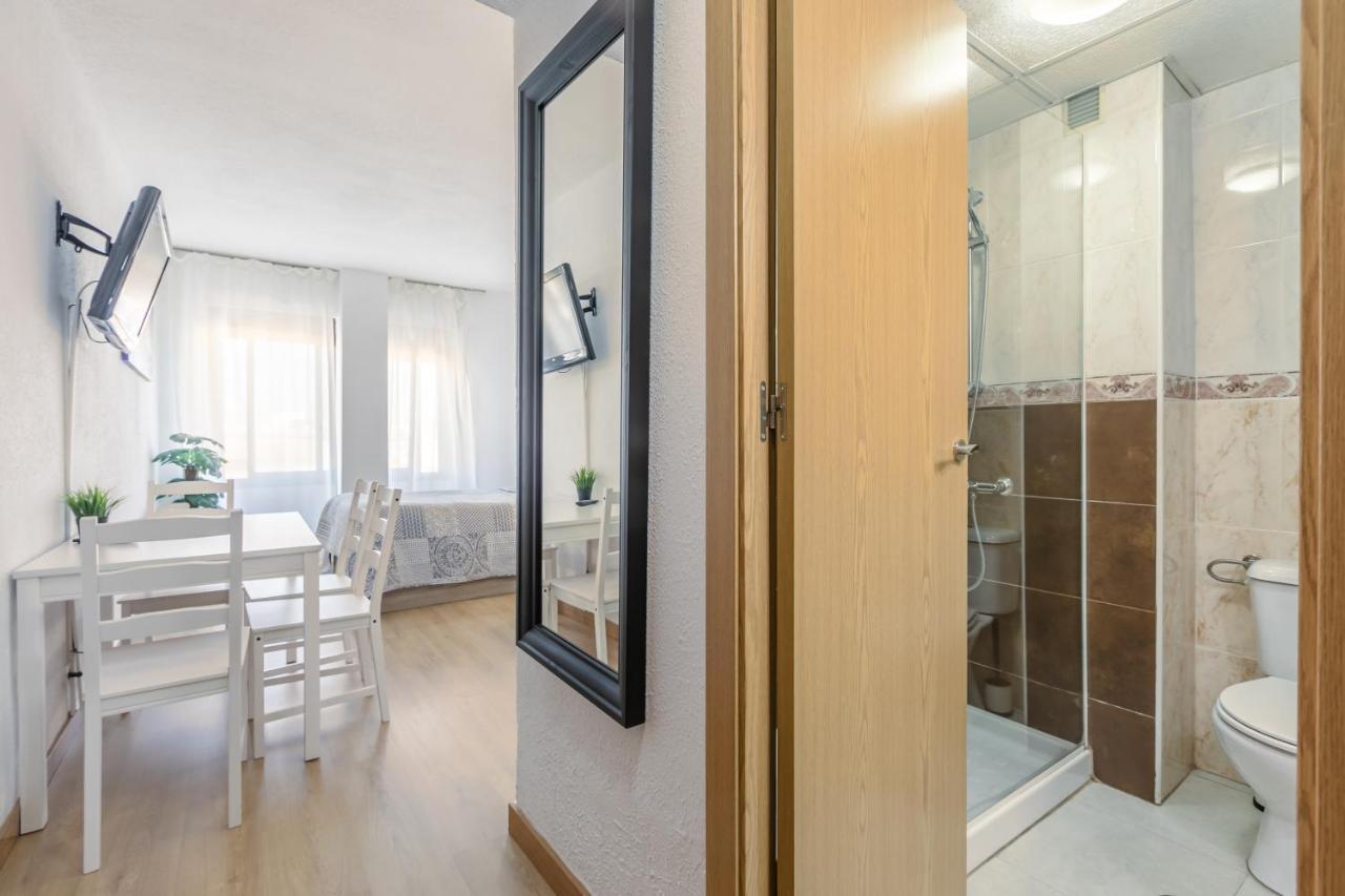 Apartament Hispalis Triana Σεβίλλη Εξωτερικό φωτογραφία