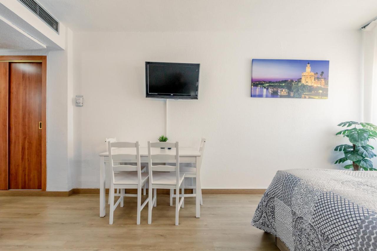 Apartament Hispalis Triana Σεβίλλη Εξωτερικό φωτογραφία