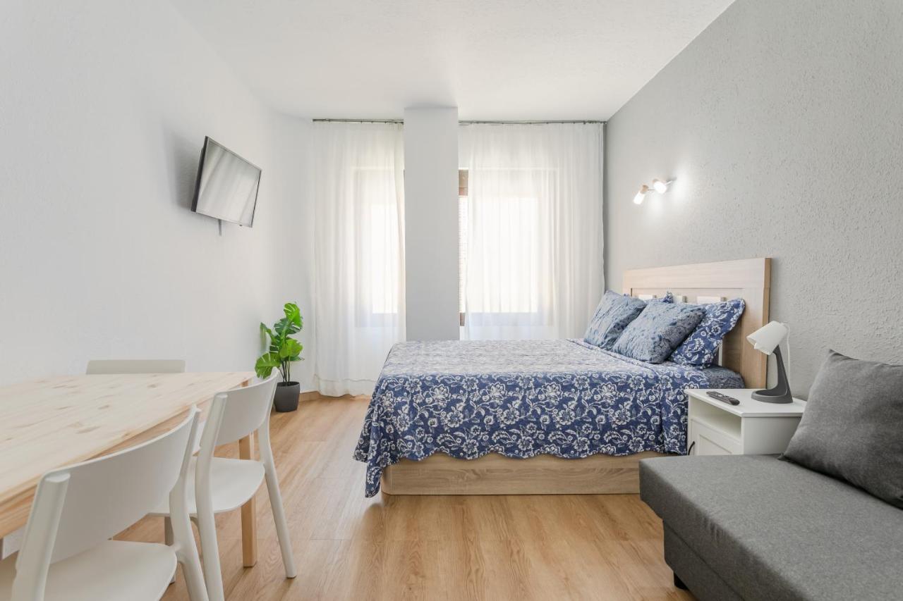 Apartament Hispalis Triana Σεβίλλη Εξωτερικό φωτογραφία